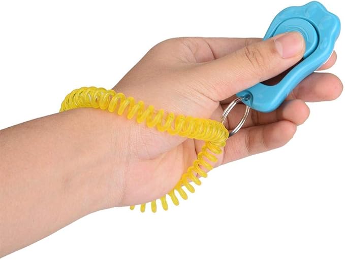 Zerodis Dog Training Clicker with Wrist Strap, Adjustable 3-Level Sound Universal Animal Clickers for Pet Dog Cat Behavioral Training (blue)
