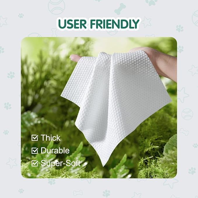 COCOYO Disposable Wet Wipes for Dogs & Cats I 300 Wipes for Cleaning and Deodorizing - Plant-Based, Hypoallergenic Pet Wipes for Puppies - Wipes for Paws, Butt, & Body - Fragrance Free
