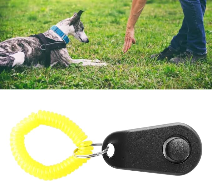 Dog Training Clicker, Lightweight Pet Training Clicker with Finger Ring and Wrist Strap, Clicker for Pets Cats Puppy Birds Horses, Perfect for Behavioral Training (Black)