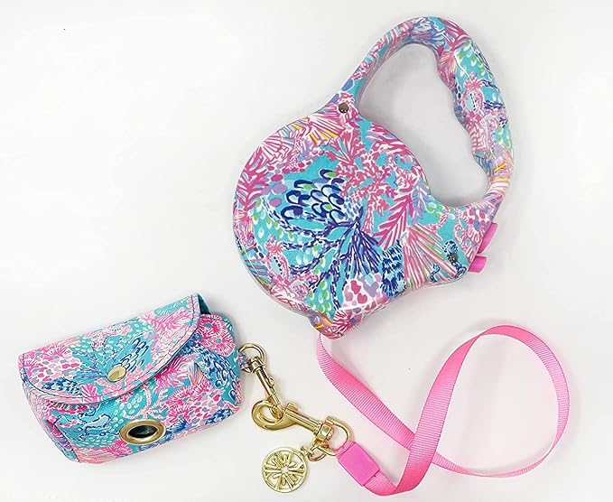 Lilly Pulitzer 16 Foot Retractable Dog Leash with Brake, Long Walking Lead Holds Pets Up to 90 Pounds, Splendor in The Sand