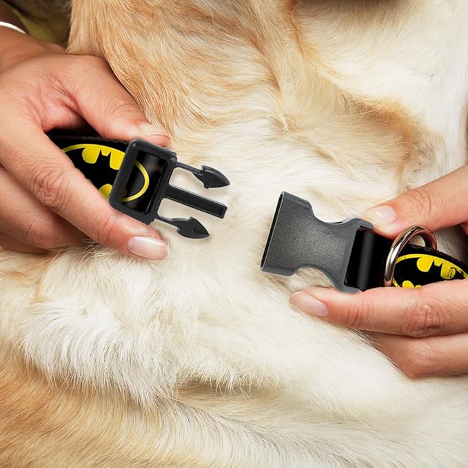 Buckle-Down Plastic Clip Collar - Batman Shield Black/Yellow - 1" Wide - Fits 15-26" Neck - Large