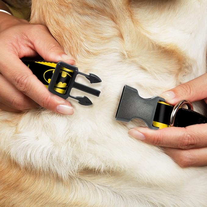 Buckle-Down PC-WBM111-NM Yellow/Black Batman Plastic Clip Collar, 1/2" Wide-Fits 8-12" Neck-Medium