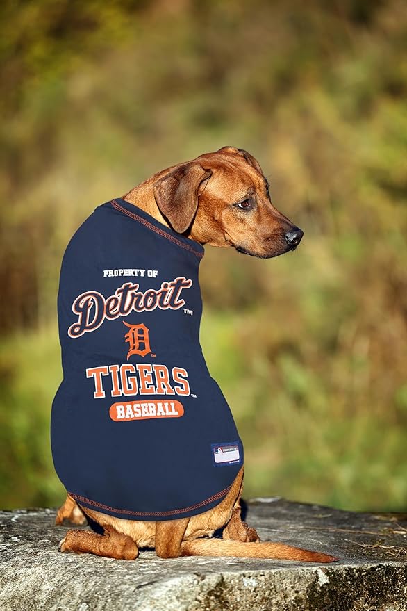 MLB Detroit Tigers Dog T-Shirt, X-Small. - Licensed Shirt for Pets Team Colored with Team Logos. - Premium Stretchable Materials for The Comfort of Your Dog & cat.