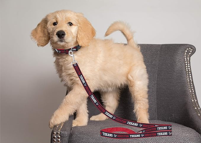 NFL PET Leash, Large, Houston Texans Dog Leash, Football Team Leash for Dogs & Cats. A Shiny & Colorful Dog & Cat Leash with Embroidered Team Name/Logo Licensed by the NFL