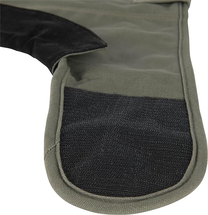 Carhartt Firm Duck Insulated Dog Chore Coat Army Green/Brass , Medium