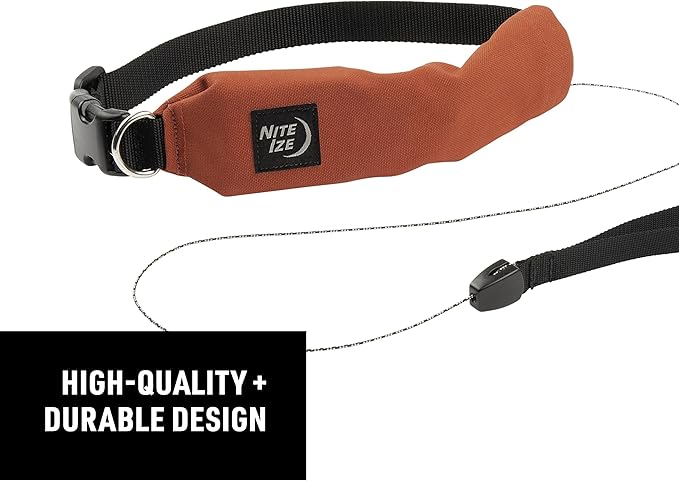 Nite Ize Raddog All-in-One Collar and Leash Combo - Heavy-Duty Dog Collar with Built-in Retractable Leash - 16" to 18" Collar - Red, Medium