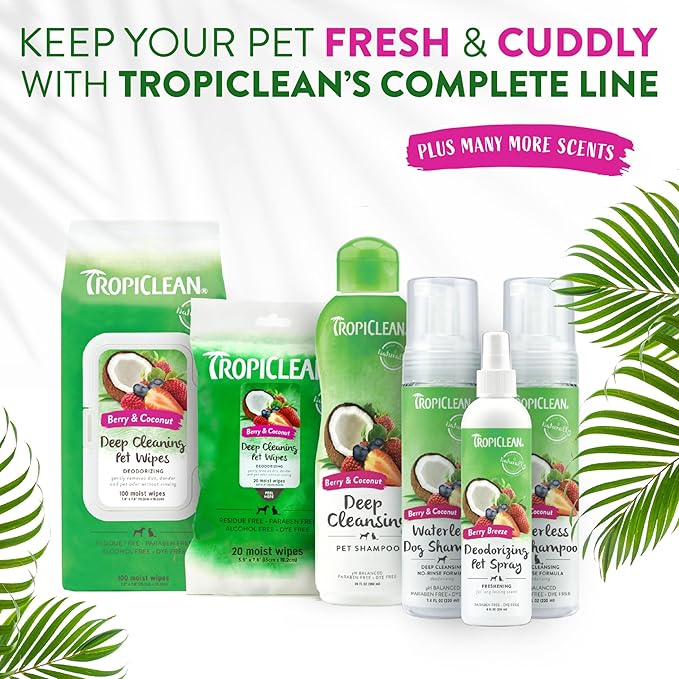 TropiClean Berry & Coconut Dog Wipes for Paws and Butt | Deep Cleaning Dog Grooming Wipes | Safe for The Face | Cat Friendly | 20 Count