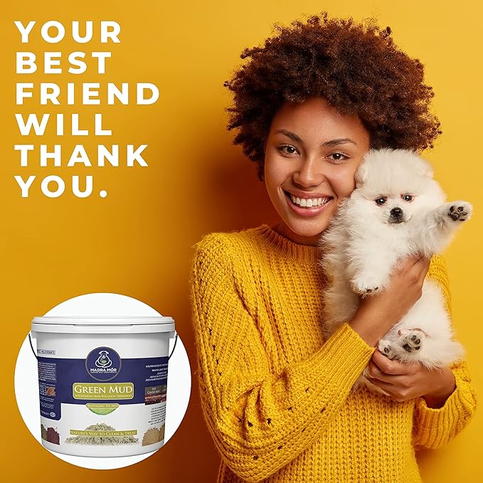 Madra Mor Green Mud Dog Wash Spa Mud Dog Essentials | Dog Bath for Dog Grooming | Dry Skin for Dogs Treatment | Dog Coat Skin Care Products | 7.5lb Pail w Worldwide Nutrition Multi Purpose Key Chain