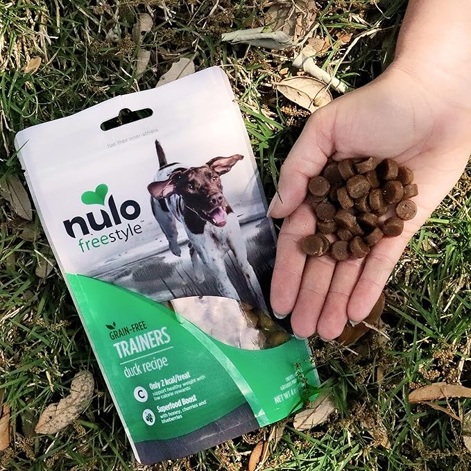 Nulo Freestyle Trainers Dog Treats: Grain Free Dog Training Treats - Healthy Low Calorie Treat Reward for Adult and Puppy Dogs - Gluten Free Dog Treat for Any Size or Breed - Duck Recipe - 4 oz Bag