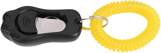 Yosoo Clicker Dog Training, Adjustable 3 Gears Pet Dog Training Clicker Shaped with Wrist Strap for Cats Birds(Black)