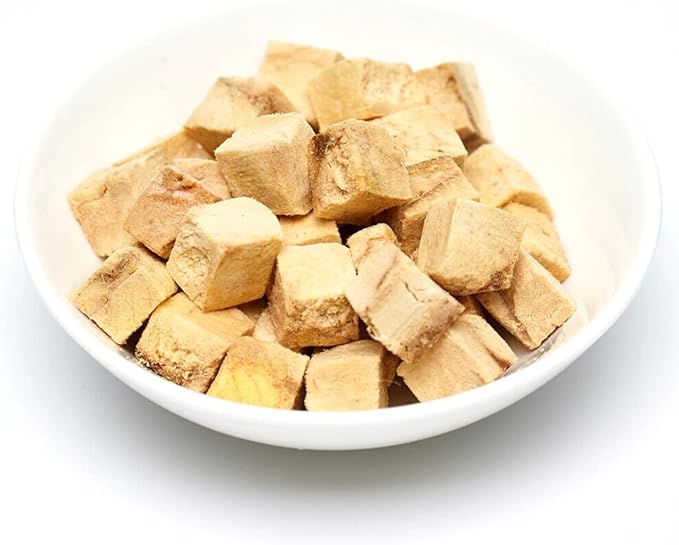 Freeze Dried Wild Alaskan Salmon Treats for Dog and Cat - Natural Single Ingredient, Pet Treat High Protein - No Fillers, Preservatives, or Additives, Gluten and Grain Free - 3.88 Oz