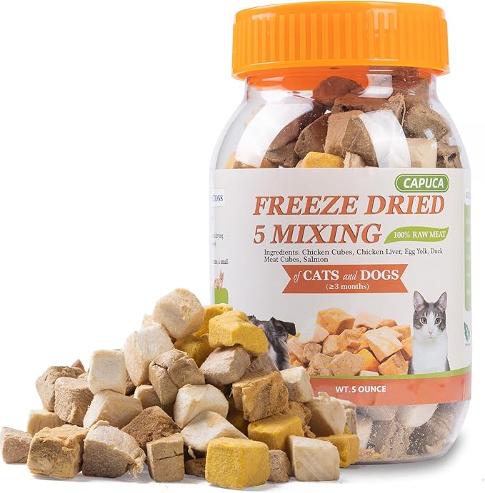 Freeze Dried Chicken Duck Salmon Cube - Cat Dog Dices Food Treats 5 in 1 Raw Egg Yolk High Protein Snacks Easy Digestion Pet Food No Fillers Preservatives or Additives for Training（5 OZ）