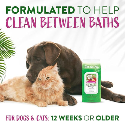 TropiClean Berry & Coconut Dog Wipes for Paws and Butt | Deep Cleaning Dog Grooming Wipes | Safe for The Face | Cat Friendly | 100 Count