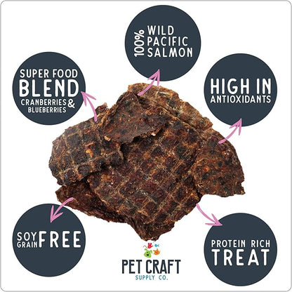 Pet Craft Supply Wild Caught Pure Dehydrated Pacific Salmon Blueberry Cranberry Superfood Healthy High in Antioxidants Vitamins Fish Oil for Small Medium Large Dog Puppy Training Treats