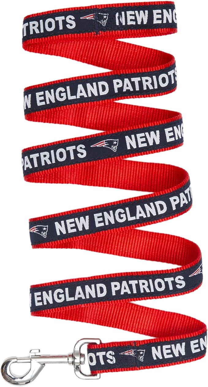 NFL PET Leash, Small, New England Patriots Dog Leash, Football Team Leash for Dogs & Cats. A Shiny & Colorful Dog & Cat Leash with Embroidered Team Name/Logo Licensed by the NFL