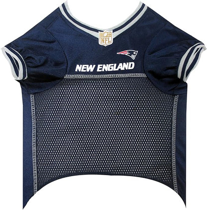 NFL New England Patriots Dog Jersey, Size: XX-Large. Best Football Jersey Costume for Dogs & Cats. Licensed Jersey Shirt